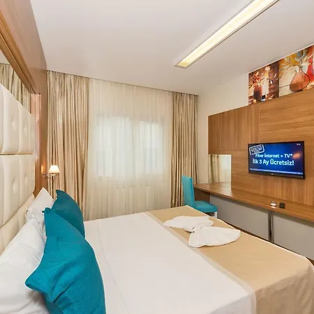 Hotel New My World Ataturk Airport 3*