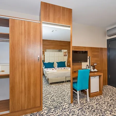 New My World Ataturk Airport 3*